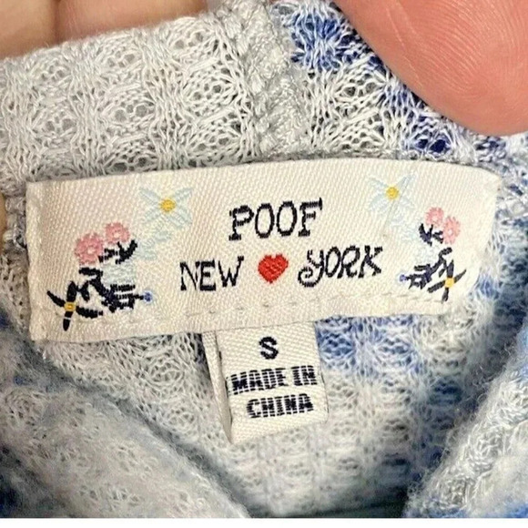 Poof New York Womens Crop Hoodie Sweater Jr size Small - Picture 3 of 5